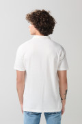 Camiseta polo unicolor con diseño de Yale y manga corta