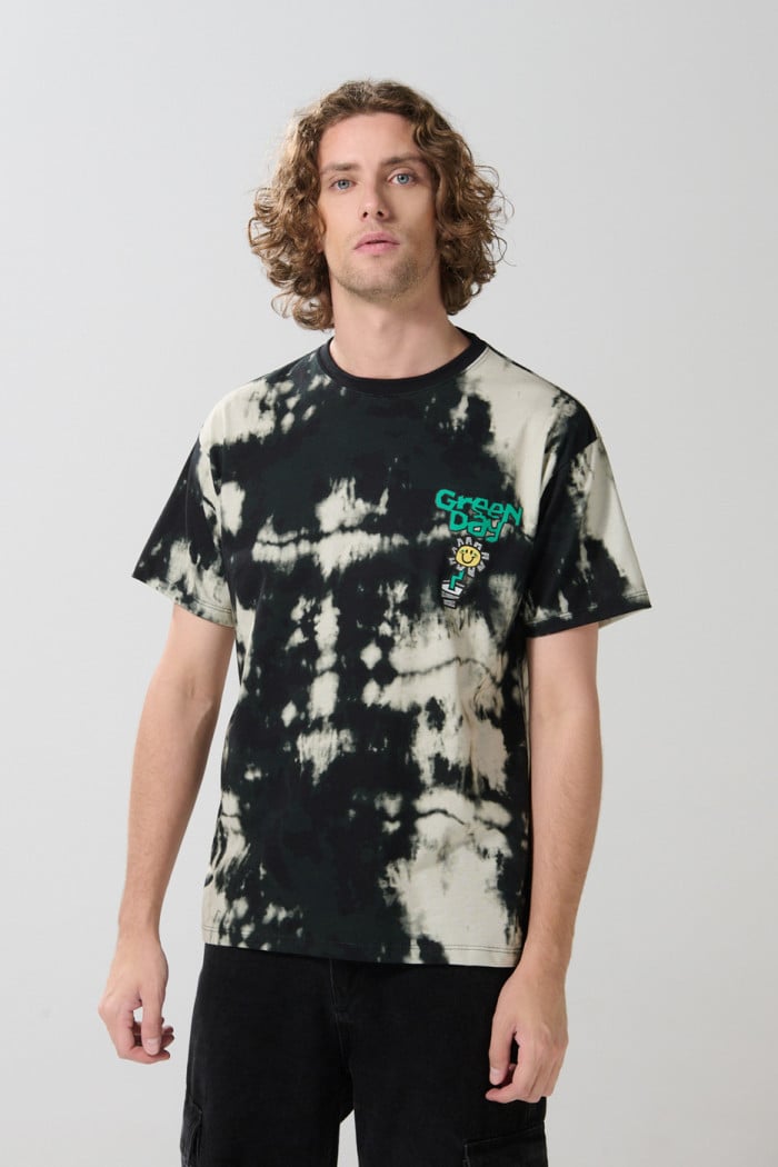 Camiseta verde tie dye de Green Day manga corta