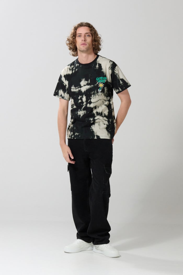Camiseta verde tie dye de Green Day manga corta