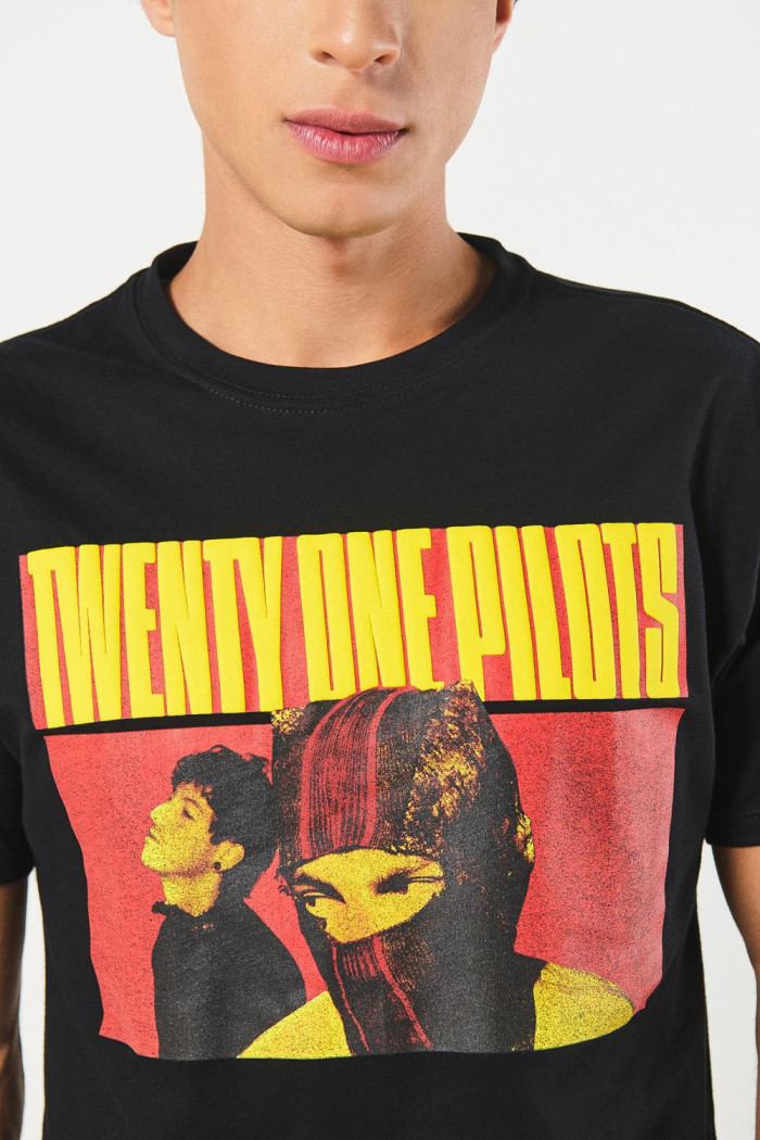Camiseta de Twenty One Pilots negra con cuello redondo