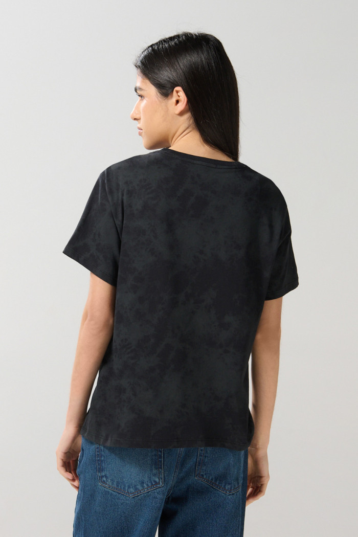 Camiseta negra tie dye manga corta de Garfield