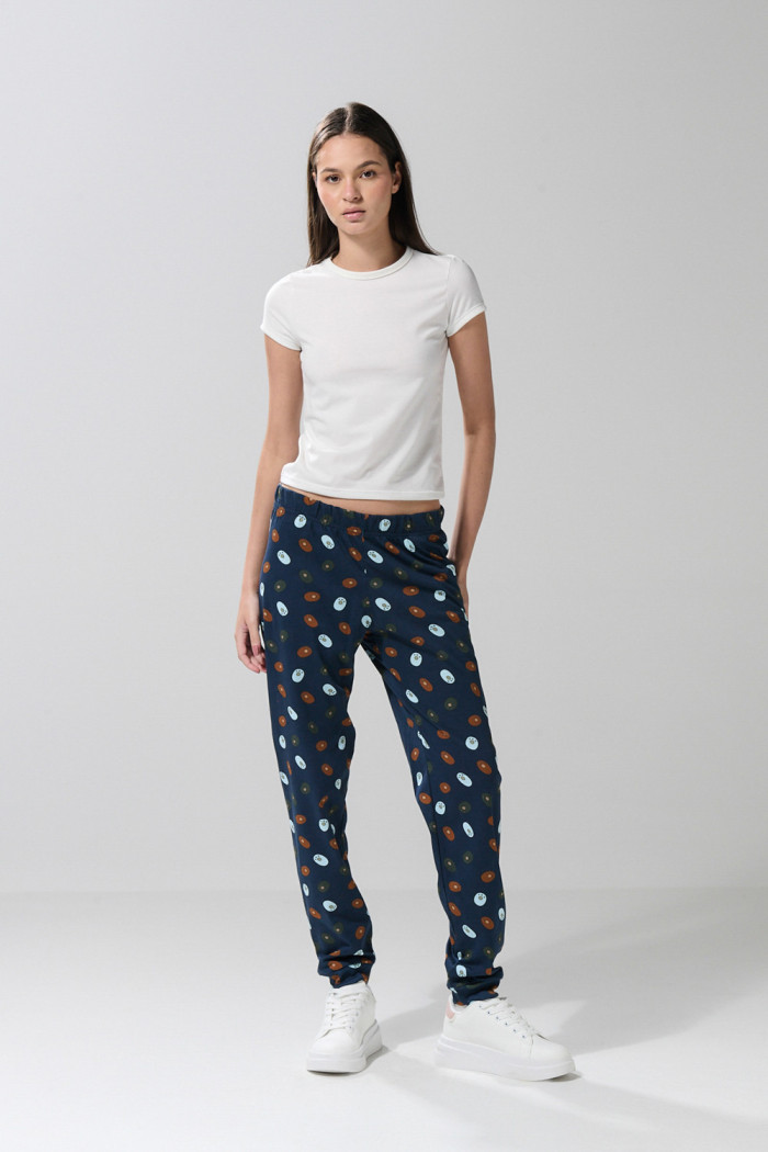 Pantalón jogger azul intenso con diseño de Escandalosos