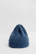 Gorro en tejido de terciopelo azul con doblez sencillo