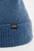 Gorro en tejido de terciopelo azul con doblez sencillo