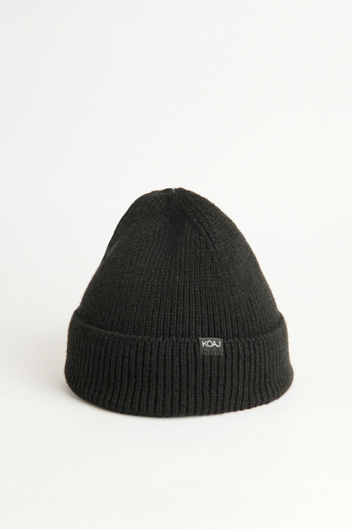 Gorro tejido unicolor con doblez ajustable sencillo