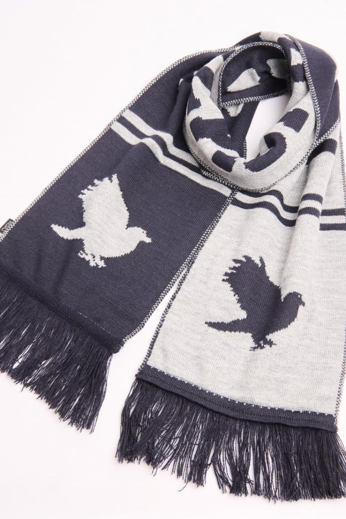 Bufanda tejida azul intensa con diseño de Harry Potter