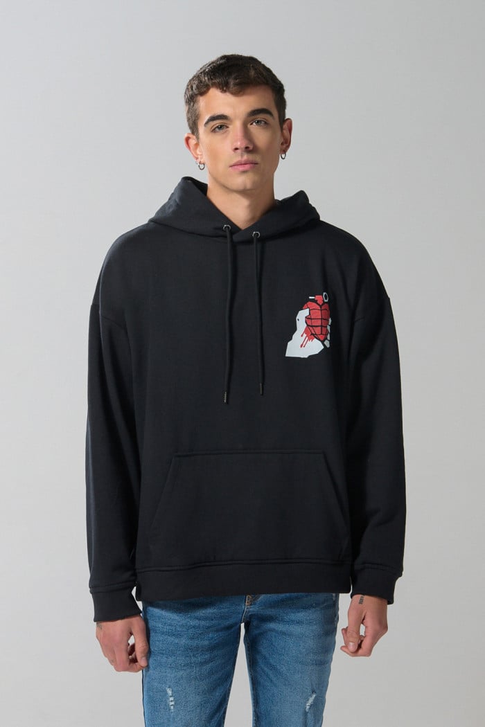 Buzo negro oversize con capota y diseños de Green Day