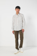 Camisa manga larga unicolor a rayas con cuello button down