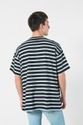 Camiseta unicolor a rayas oversize con cuello redondo
