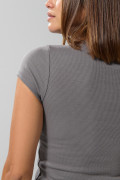 Camiseta ajustada en rib unicolor con manga corta y texturas