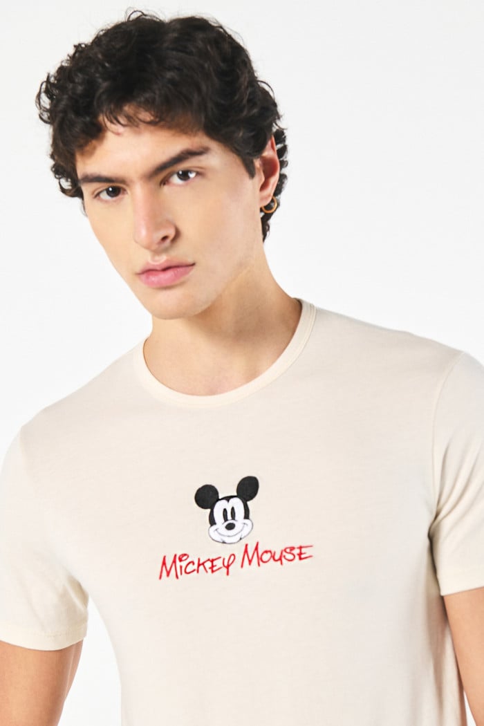 Camiseta manga corta unicolor con arte de Mickey