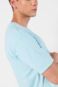 Camiseta en algodón cuello redondo unicolor con manga corta