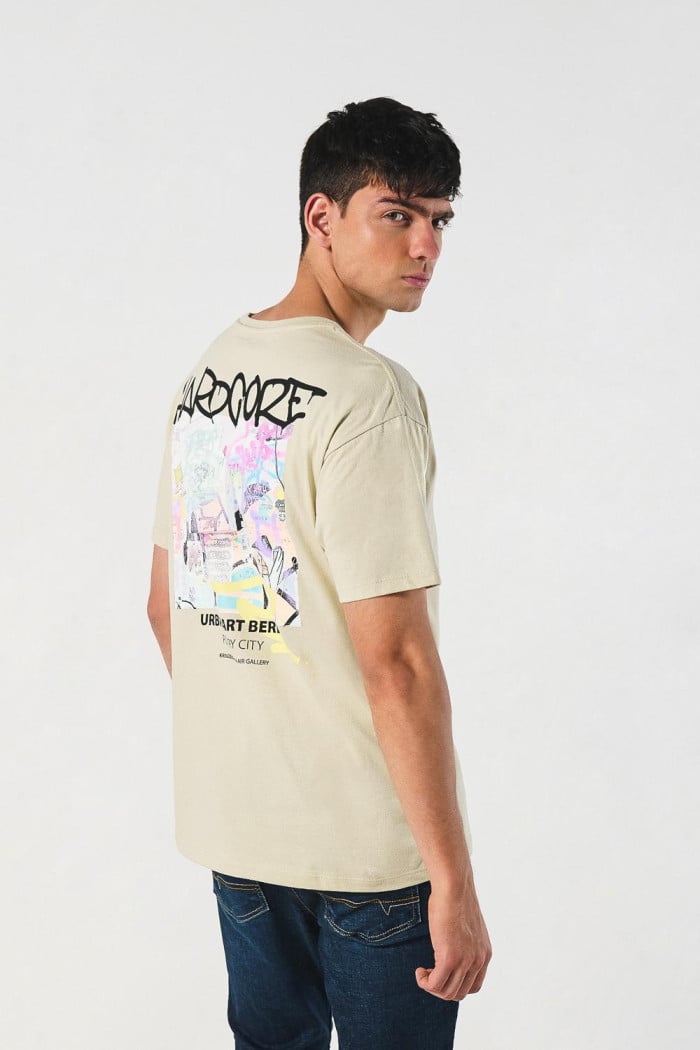 Camiseta unicolor manga corta con diseño artístico urbano