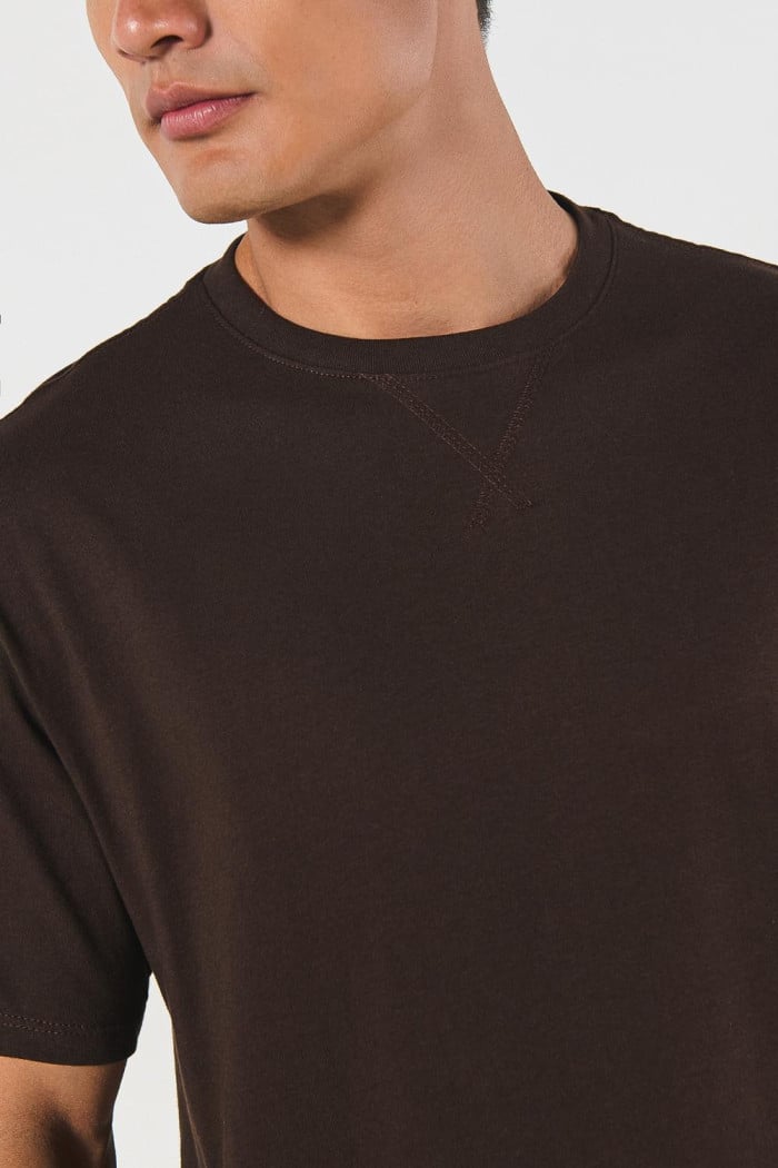 Camiseta manga corta en algodón unicolor con costura