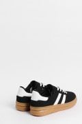 Tenis unicolores casuales con contrastes y cortes