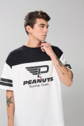 Camiseta crema oversize de Snoopy con manga corta