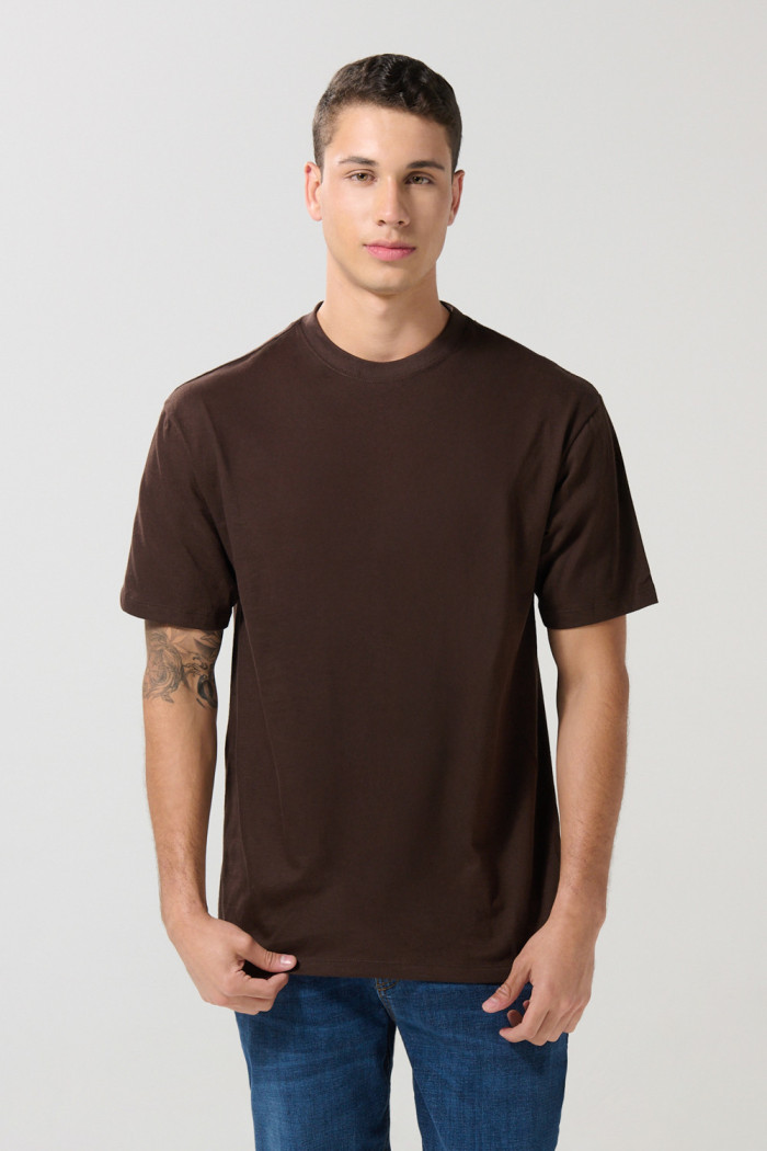 Camiseta en algodón cuello redondo unicolor