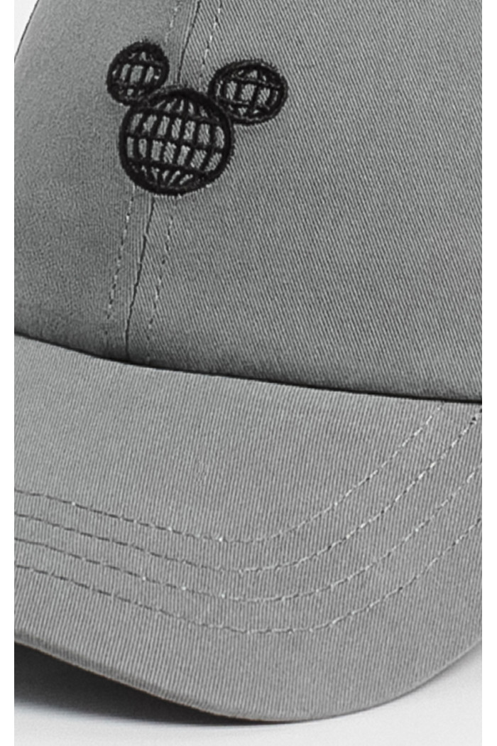 Cachucha gris intensa beisbolera con diseño de Mickey