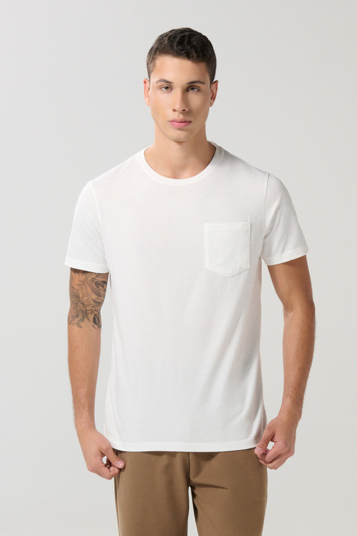Camiseta en algodón manga corta unicolor con bolsillo