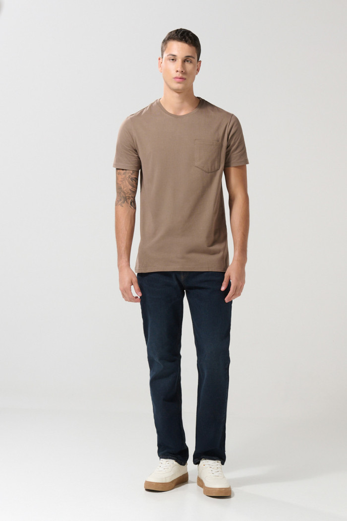 Camiseta en algodón manga corta unicolor con bolsillo