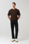 Jean tiro bajo 90´S gris oscuro con bota recta y bolsillos