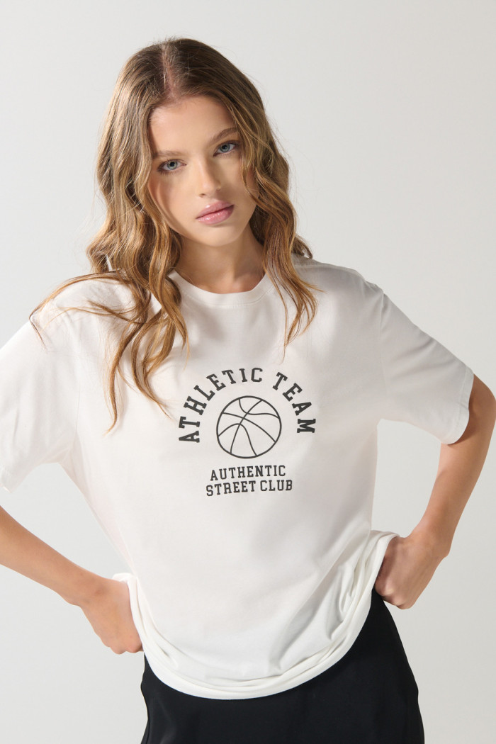 Camiseta college deportiva manga corta crema clara