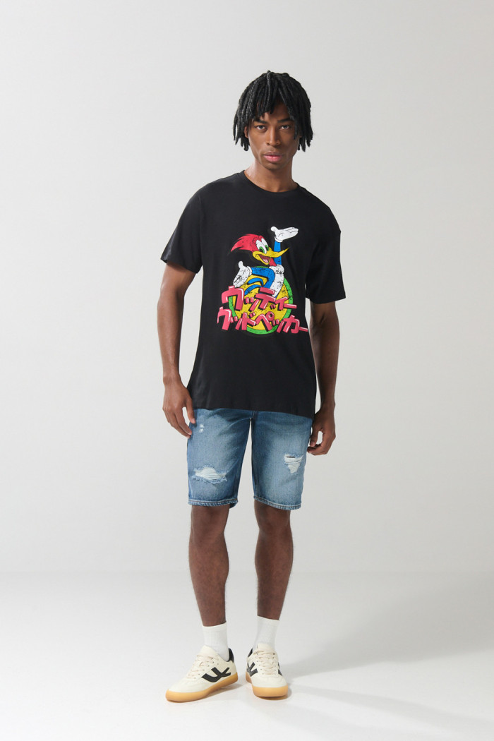 Camiseta del Pájaro Loco negra con cuello redondo
