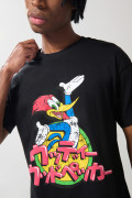 Camiseta del Pájaro Loco negra con cuello redondo
