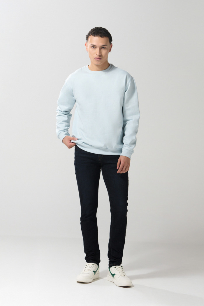 Jean azul intenso skinny con cremallera y tiro bajo