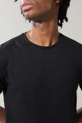 Camiseta en algodón unicolor con cuello redondo