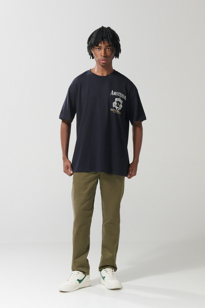 Camiseta college oversize manga corta azul intensa