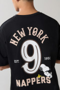 Camiseta manga corta con estampado en frente de Snoopy