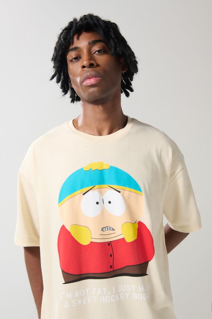 Camiseta oversize kaki manga corta con arte de South Park