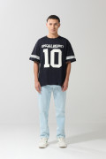 Camiseta cuello redondo azul intensa oversize college