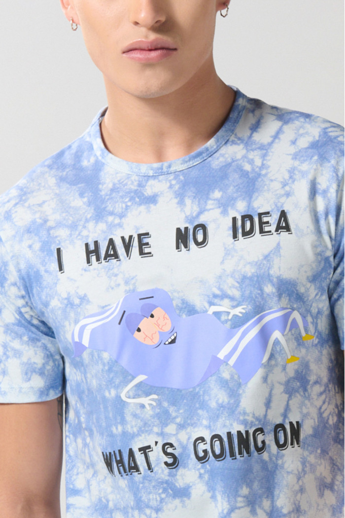 Camiseta tie dye azul manga corta con diseño de South Park