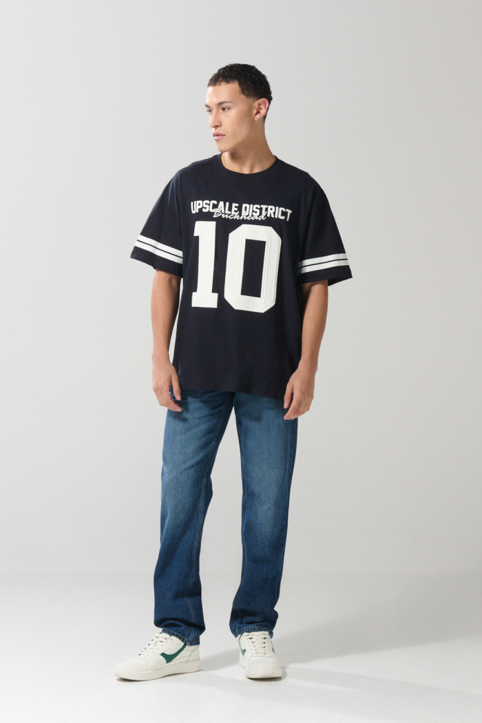 Jean 90´S azul oscuro holgado con tiro bajo y bota recta