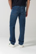Jean 90´S azul oscuro holgado con tiro bajo y bota recta