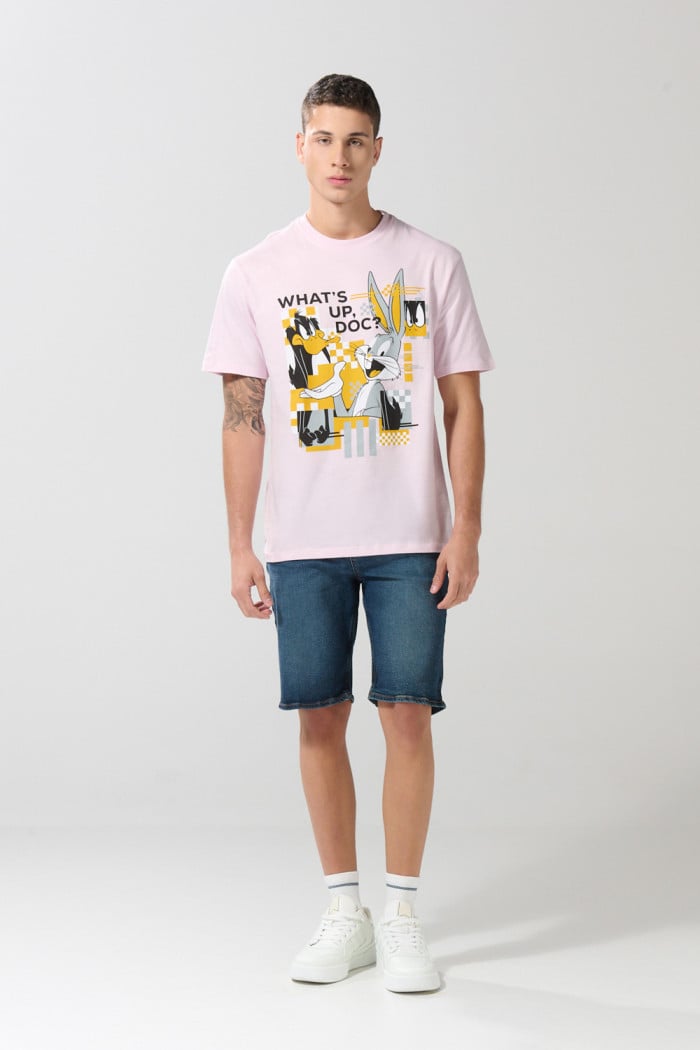 Camiseta rosada clara de Looney Tunes con manga corta