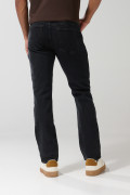 Jean gris intenso straight leg bota recta con tiro bajo
