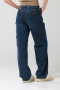Jean tiro medio carpintero azul oscuro con bota ancha