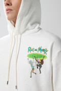 Buzo de Rick and Morty crema con capota y bolsillo
