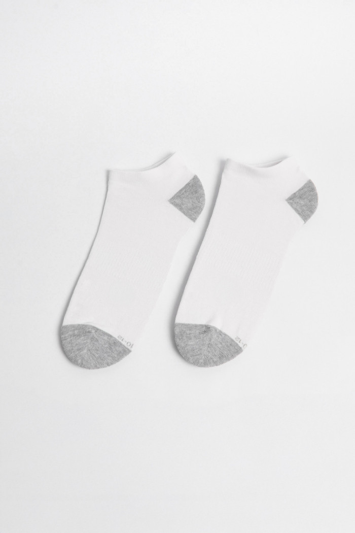 Medias tobilleras unicolores con ajuste y contrastes