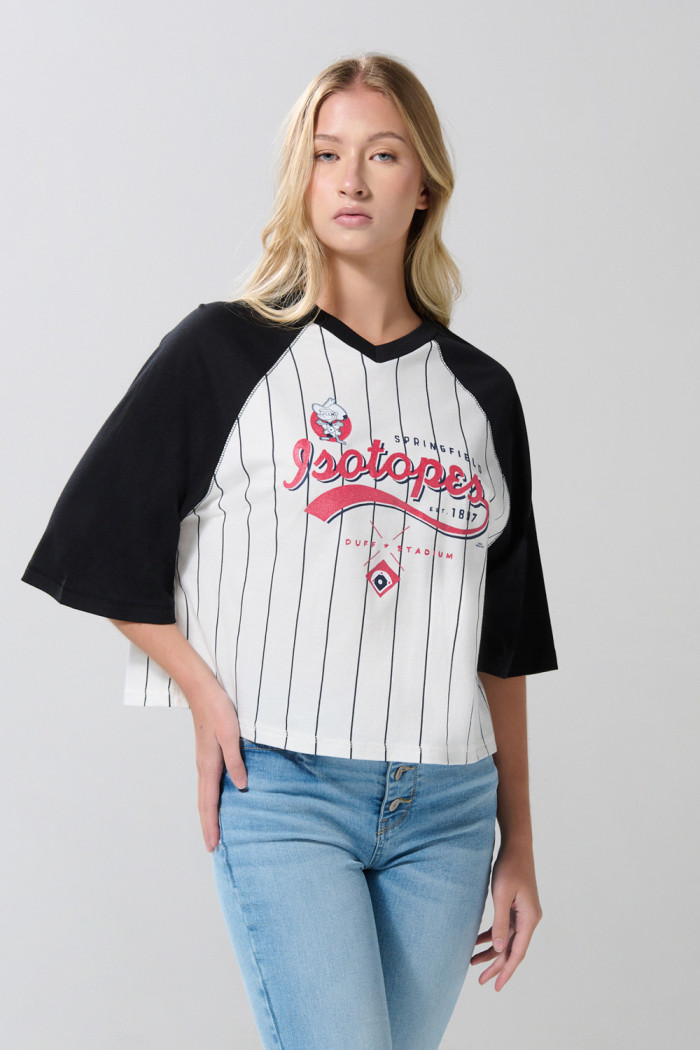 Camiseta de Los Simpson crop top oversize crema con cuello V