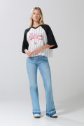 Camiseta de Los Simpson crop top oversize crema con cuello V