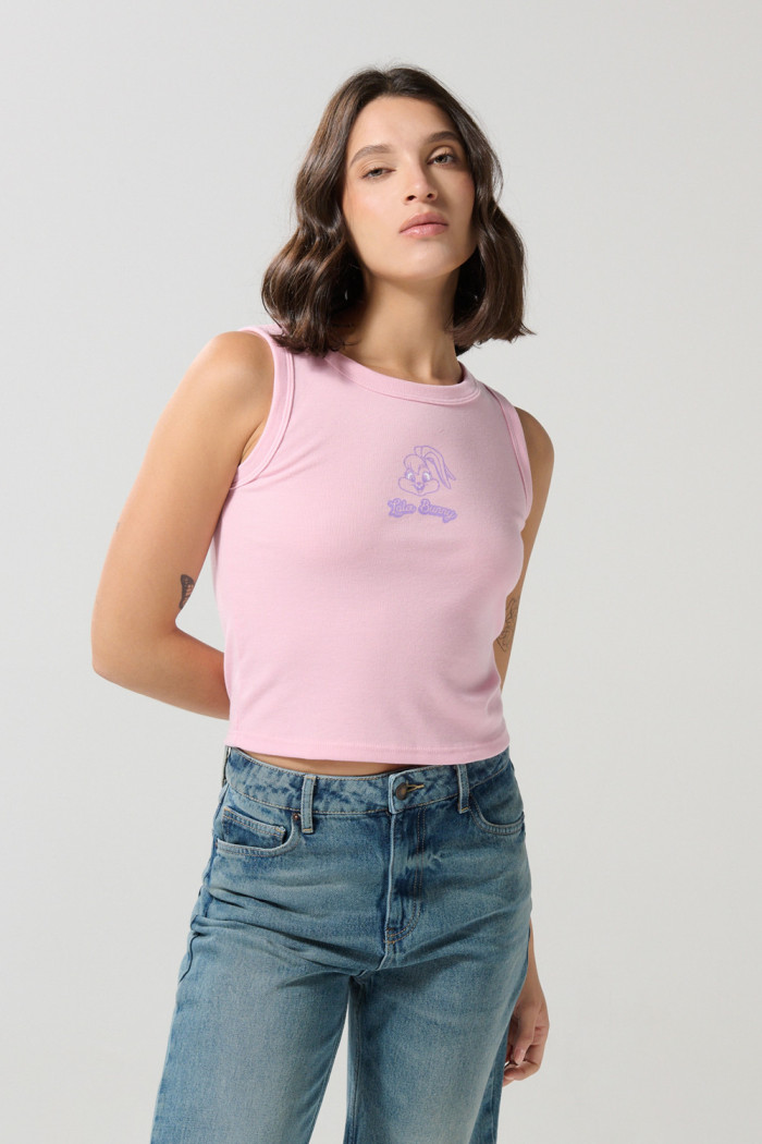 Camiseta rosada clara de Looney Tunes con manga sisa