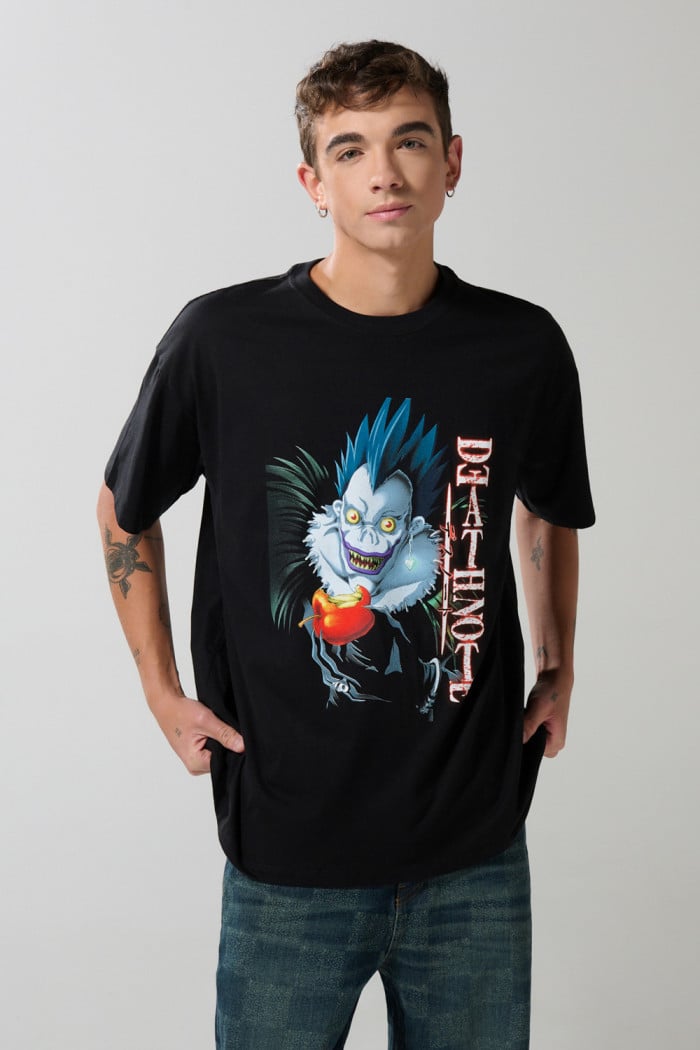 Camiseta negra cuello redondo con arte de Death Note