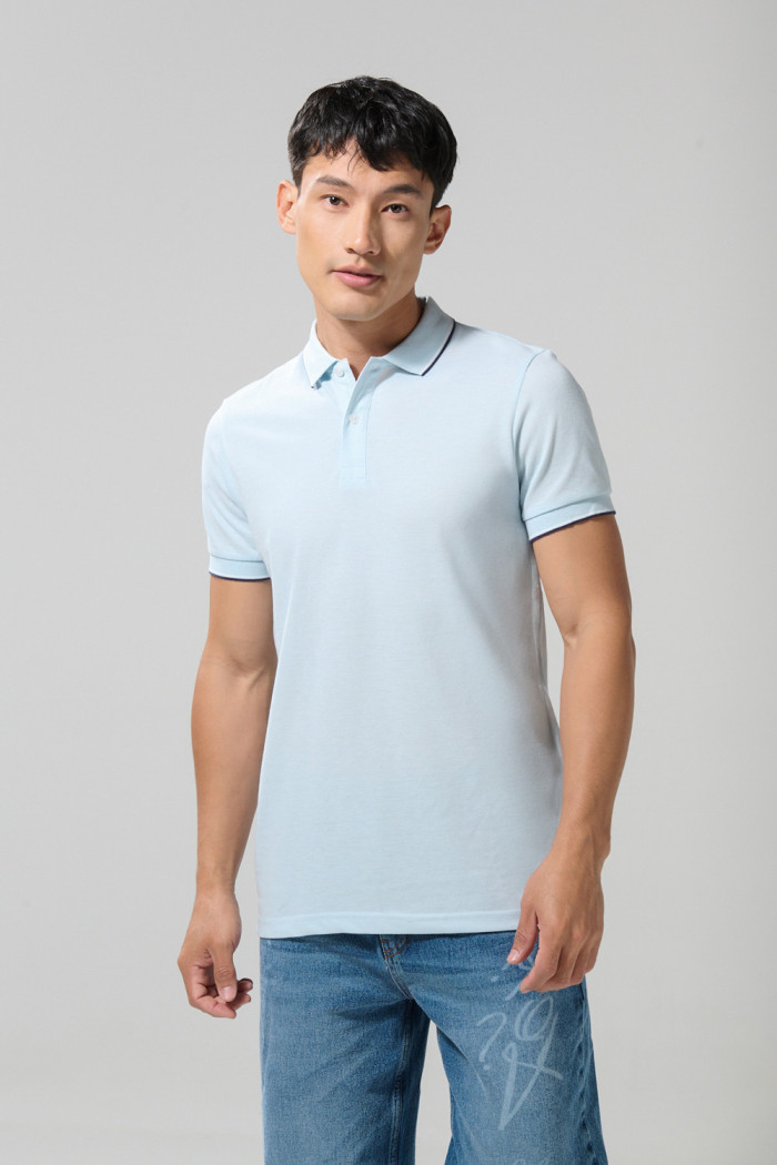 Camiseta unicolor polo manga corta con botones en pechera
