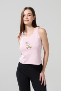 Camiseta manga sisa rosada clara con arte de Snoopy