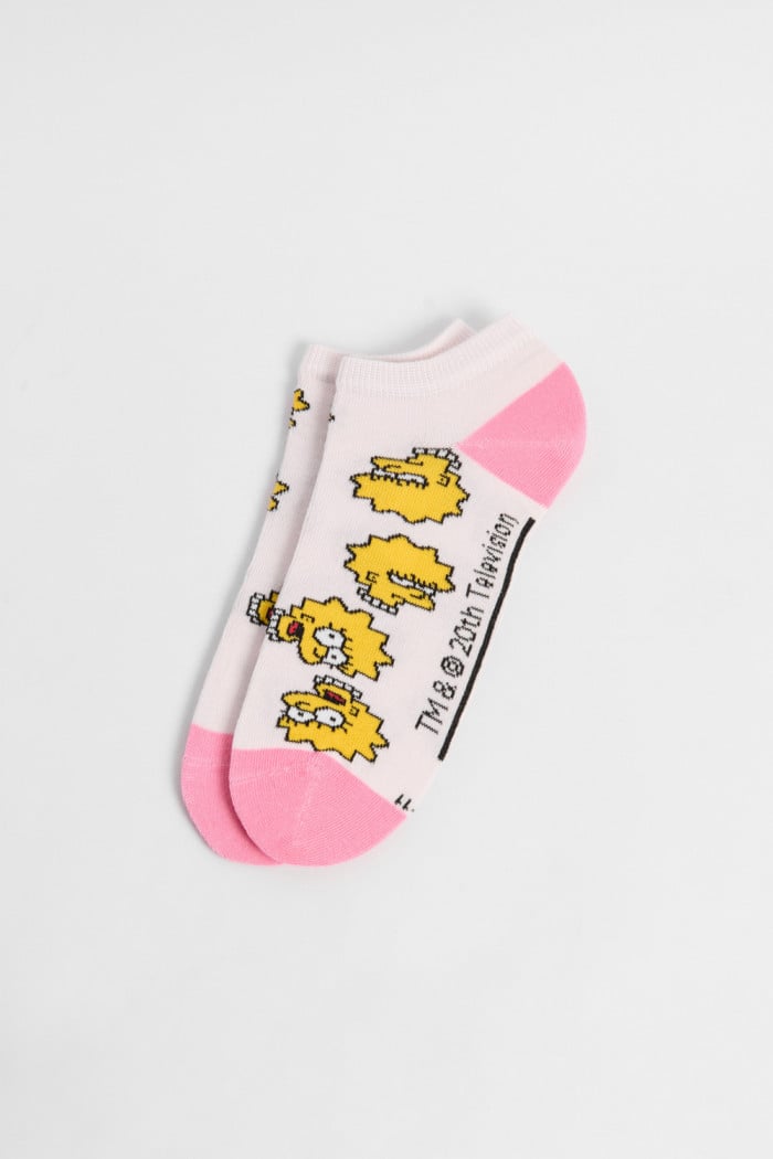 Medias tobilleras rosadas con artes de Los Simpson