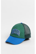 Cachucha trucker verde con bordado college en 3D